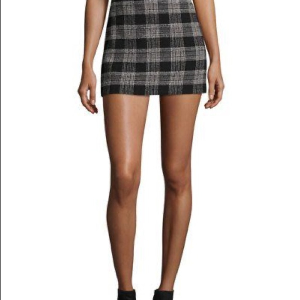 Alice and Olivia Plaid skirt mini. Brown/Tan